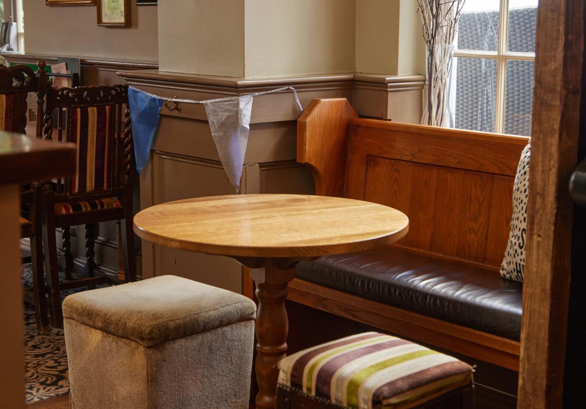 The Bell Hotel Woburn By Greene King Inns エクステリア 写真